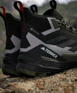 Sale Adidas Men's Terrex Free Hiker 2 Gore-Tex Core Black/Carbon/Olistr Cblack/Carbon/Olistr