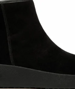 Best Bally Women's Guard Iii L Suede Calf Black