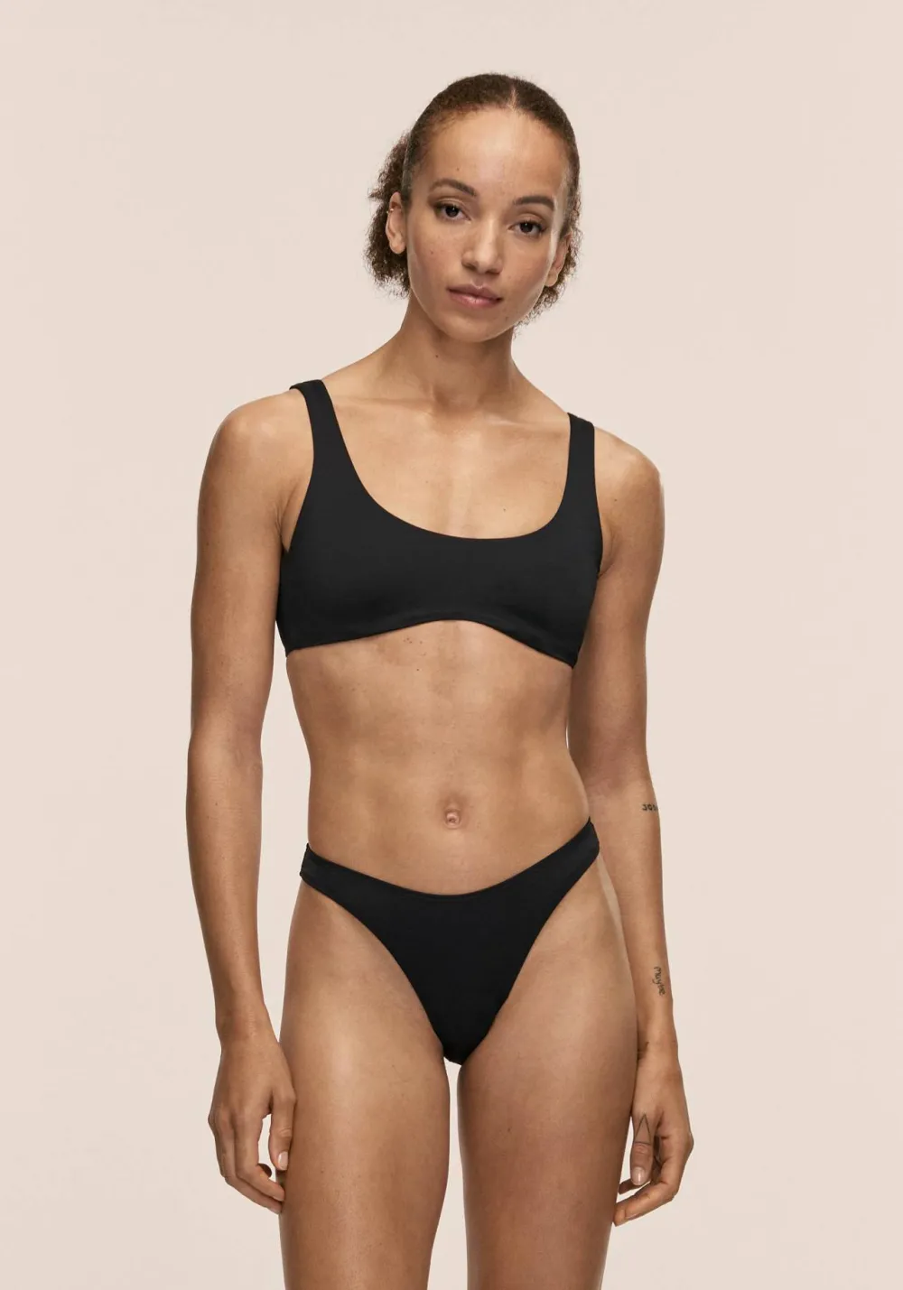 Clearance Casall Women's Vibrant U-Shape Bikini Top Black