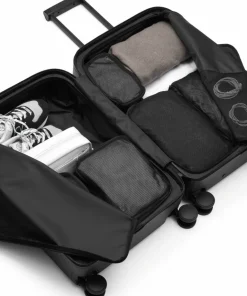 Outlet Db Ramverk Check-In Luggage Medium Black Out