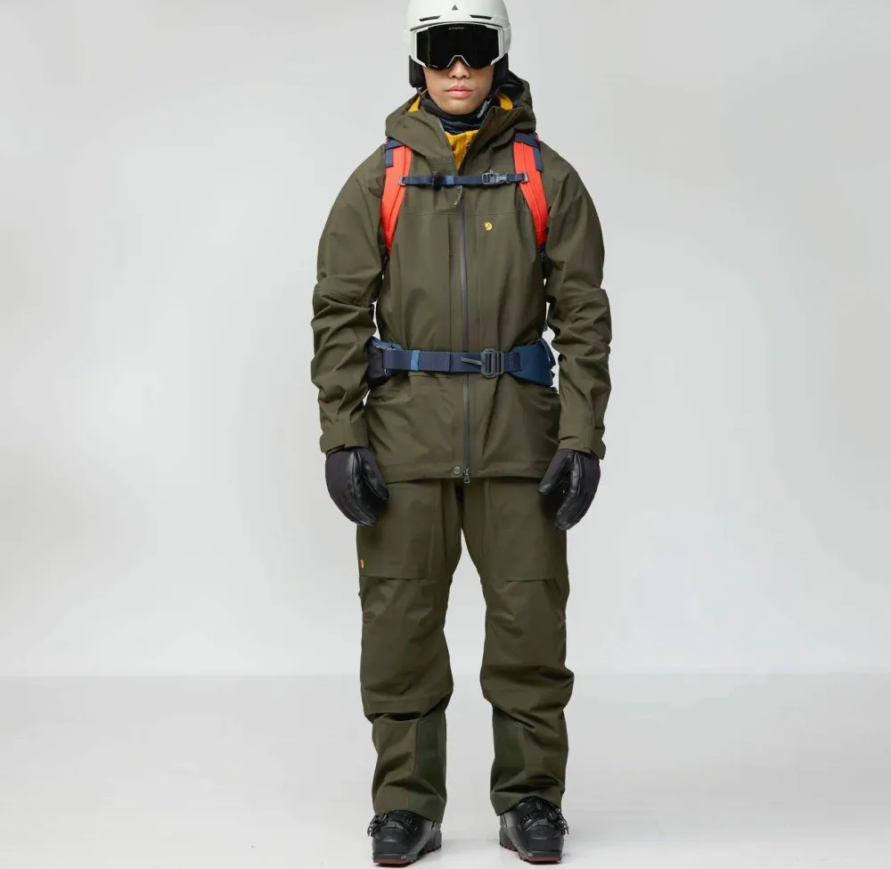 Best Fjällräven Men's Bergtagen GORE-TEX Touring Jacket Deep Forest