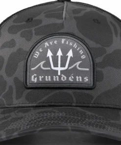 Sale Grundéns Men's Poseidon Trucker Black Camo