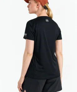 Discount Hellner Women's Core Running Tee Black Beauty