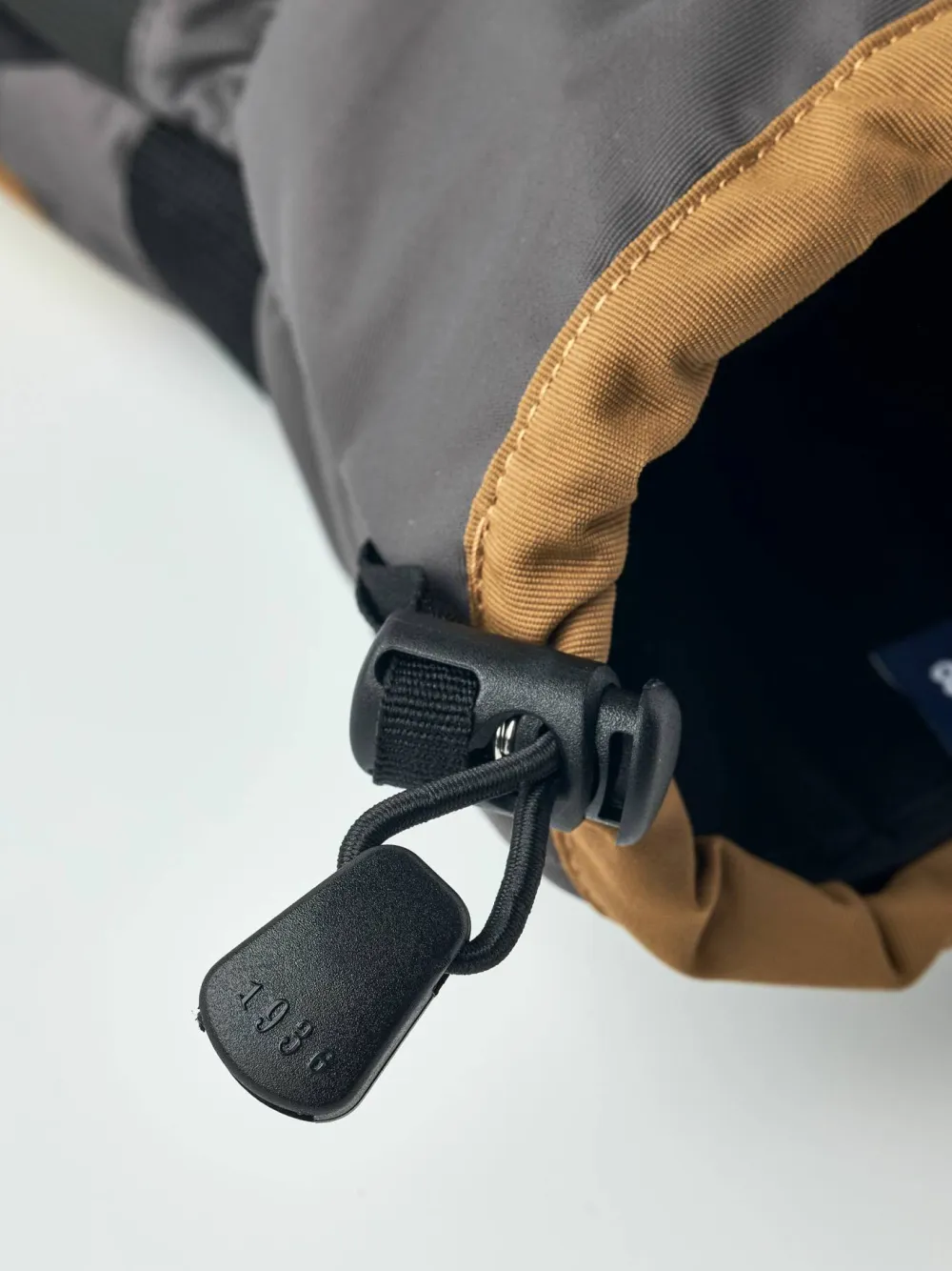 Online Hestra Gauntlet Sr. Mitt Dark Sand/Graphite