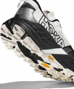 New Hoka Women's Speedgoat 7 Black/White