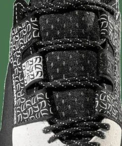 Best La Sportiva Women's Katana Laces White/Black