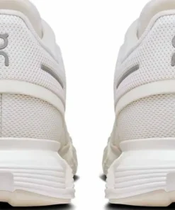 Sale On Women's Cloud 6 White/White