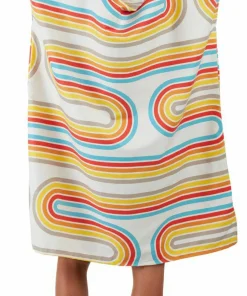 New Packtowl Changing Poncho Retro Curve