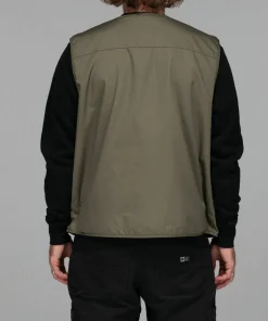 Best Salty Crew Men's Stream Tech Vest Olive