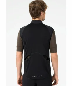 Hot super.natural Men's Unstoppable Gilet Jet Black