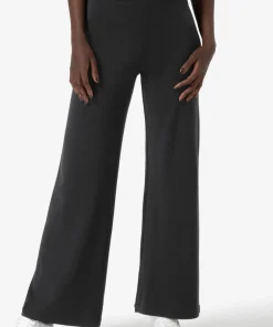 Sale super.natural Women's Comfy Culotte Jet Black