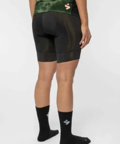 Clearance Sweet Protection Women's Hunter Roller Shorts Black