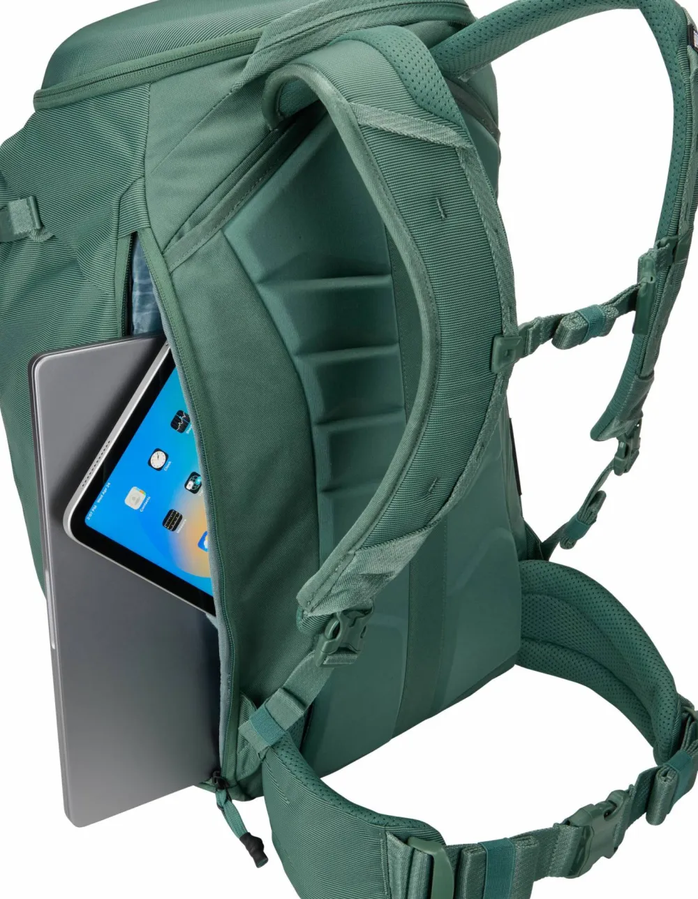 Best Thule Landmark Travel Pack 40L Hazy Green