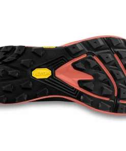 Outlet Topo Athletic Women's MTN Racer 4 Black/Rose